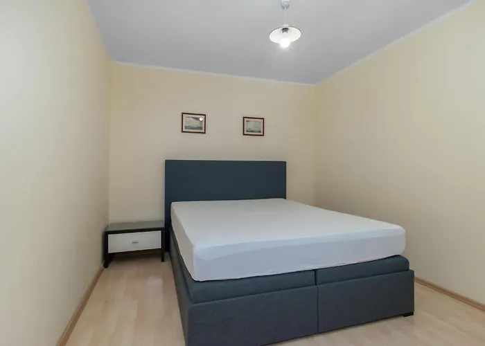 Ferienhaus 2 Bedroom Awesome In Jadranovo