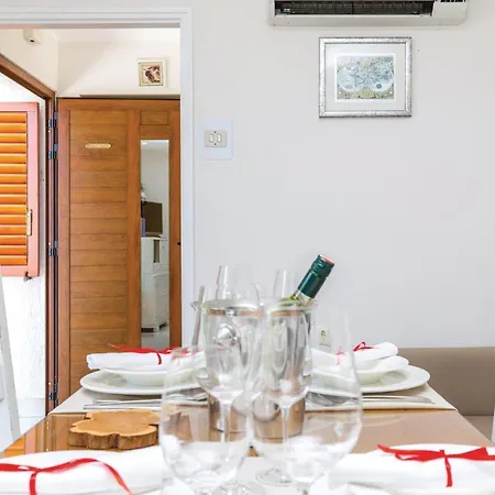 2 Bedroom In * Jadranovo